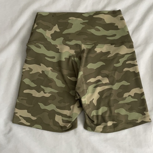 Pink! Victoria Secret Ultimate Biker Camouflage Short Women’s S - Picture 4 of 7